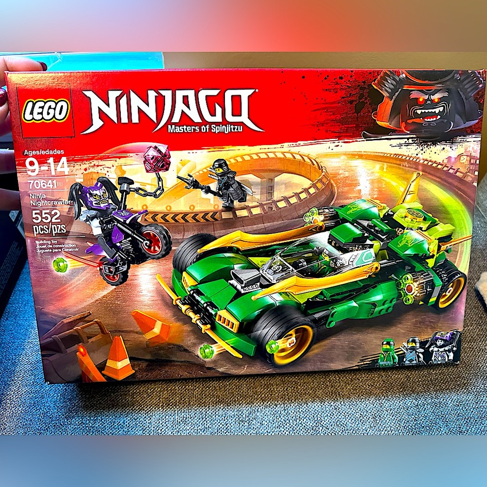 LEGO NINJAGO: Ninja
Nightcrawler 70641
